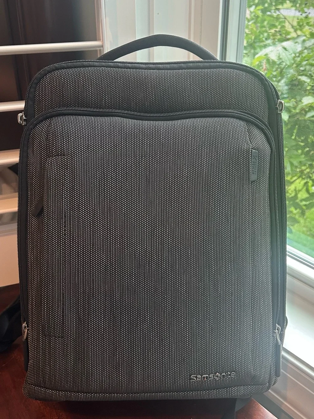 Samsonite Black Textured Laptop Backpack made with Kevlar(R)